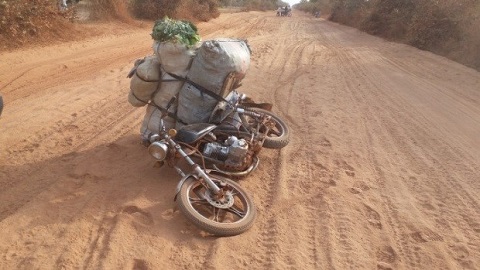 Boucle du Mouhoun : Mauvais état de la route Dédougou ––Solenzo –– Koundougou , le cri de cœur des populations avant la saison pluvieuse 