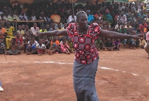 48 heures de la femme du Nayala : La danse féminine de la culture San a été valorisée