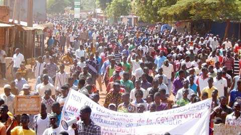Projet de modification de l’article 37 : à Dédougou les gens ont répondu à l’appel à la désobéissance civile du CFOB
