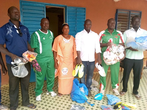 Equipe provinciale du Nayala : Du matériel sportif offert par Jacques Dala