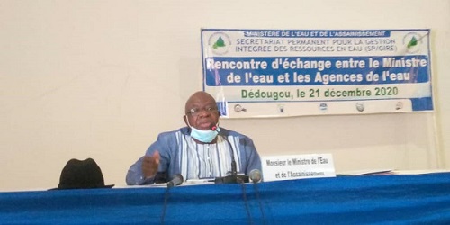 Boucle du Mouhoun : Le ministre Niouga Ambroise Ouédraogo à l’écoute des agences de l’eau du Burkina