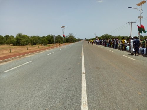 Route Dédougou-Tougan : L’efficacité et la compétence de SOROUBAT-BF saluées par les autorités